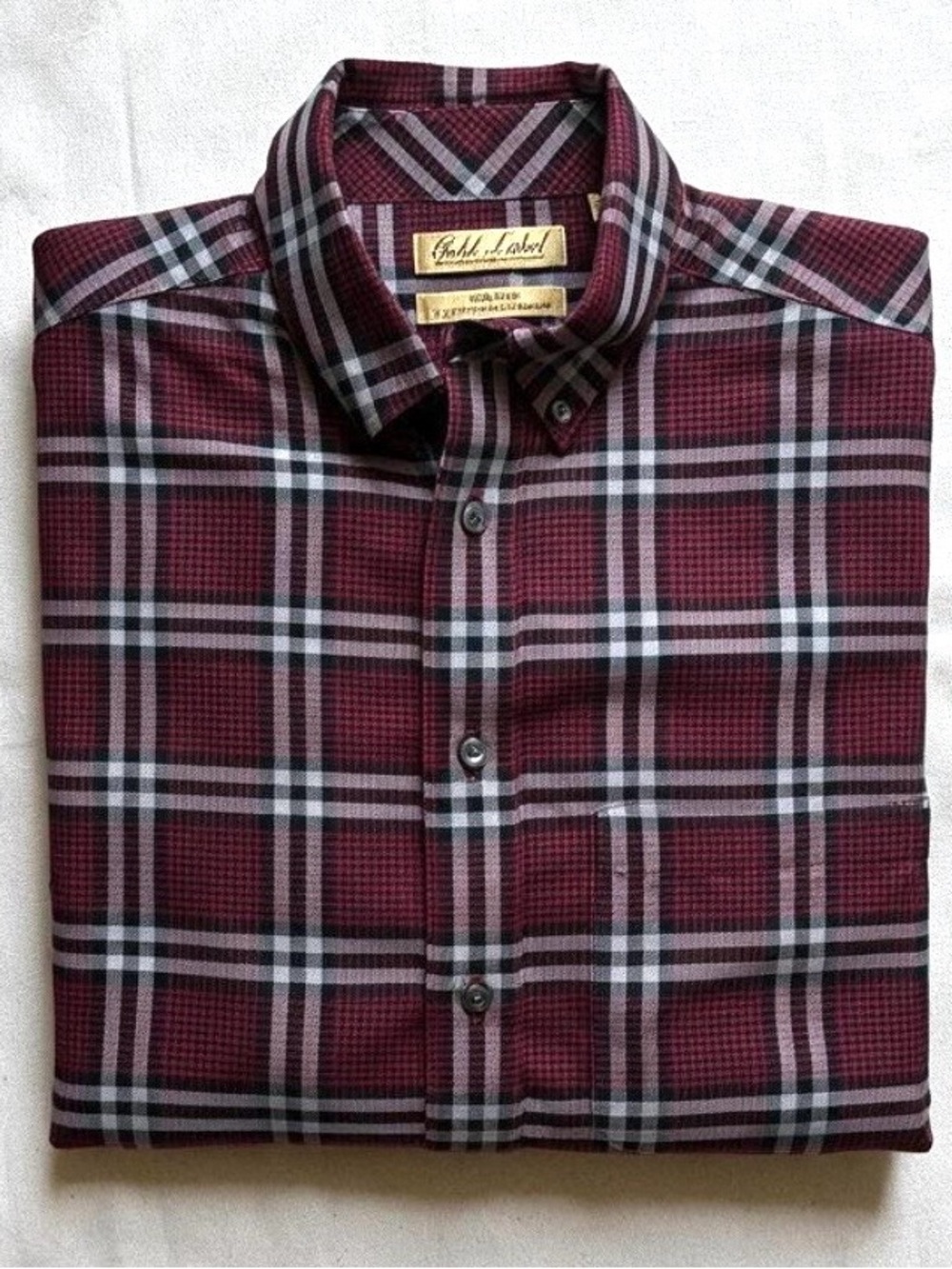 Roundtree & Yorke Gold Label Non-Iron Plaid Dress Shirt - Size M Burgundy